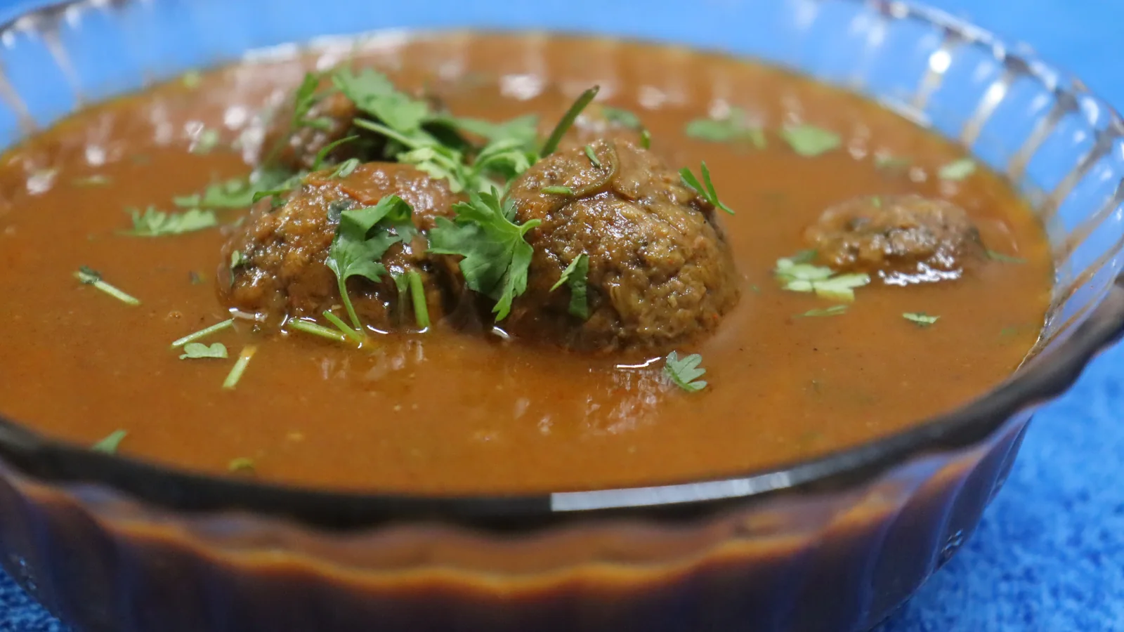 Besan Gatte Sabji and related Sindhi food