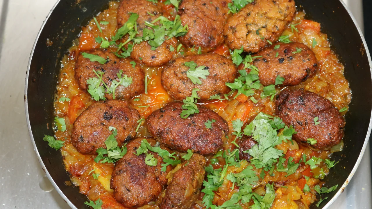 Seyal, Daag and Bhugal: Three Sindhi Cooking Words to Know